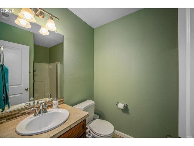 8156 Sw 174th Ter, Beaverton, OR 97007
