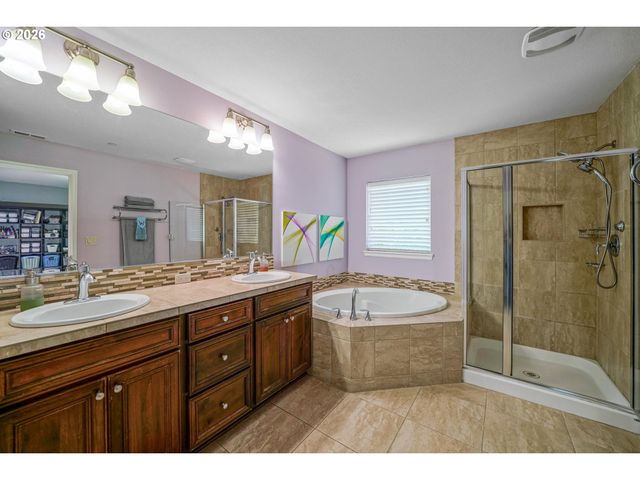 8156 Sw 174th Ter, Beaverton, OR 97007