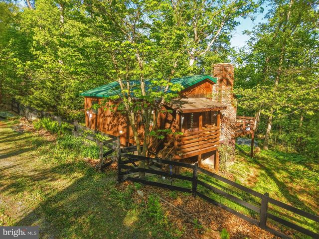 816 HILLTOP LN, Mount Jackson, VA 22842