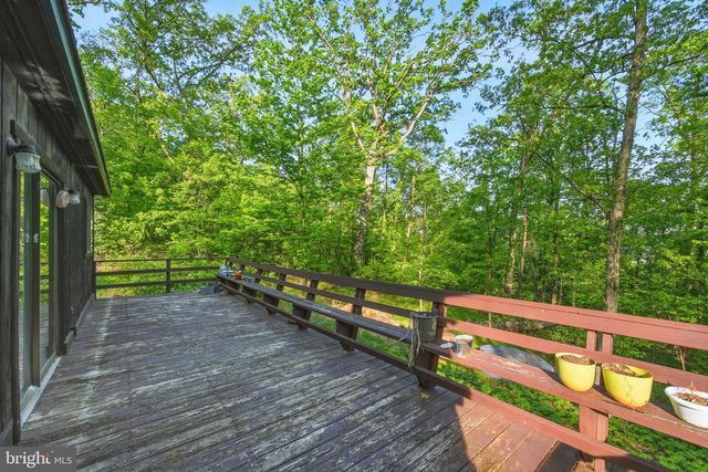 816 HILLTOP LN, Mount Jackson, VA 22842