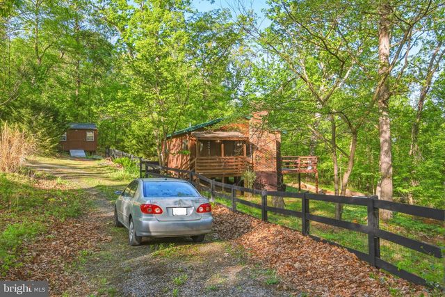 816 HILLTOP LN, Mount Jackson, VA 22842