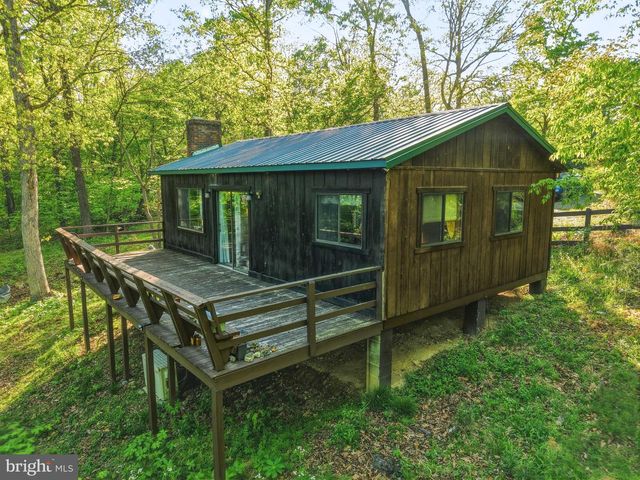 816 HILLTOP LN, Mount Jackson, VA 22842