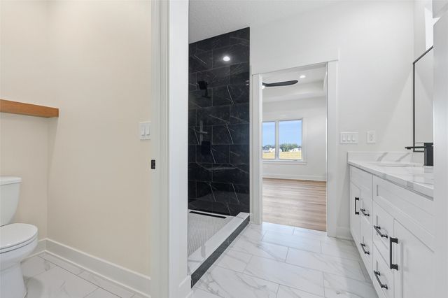 17335 Brookview Drive, Urbandale, IA 50323