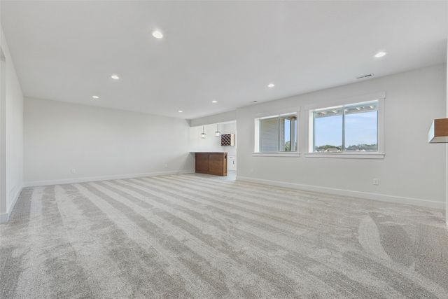 17335 Brookview Drive, Urbandale, IA 50323