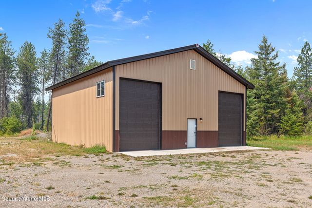 630 Goldfinch LN, Spirit Lake, ID 83869