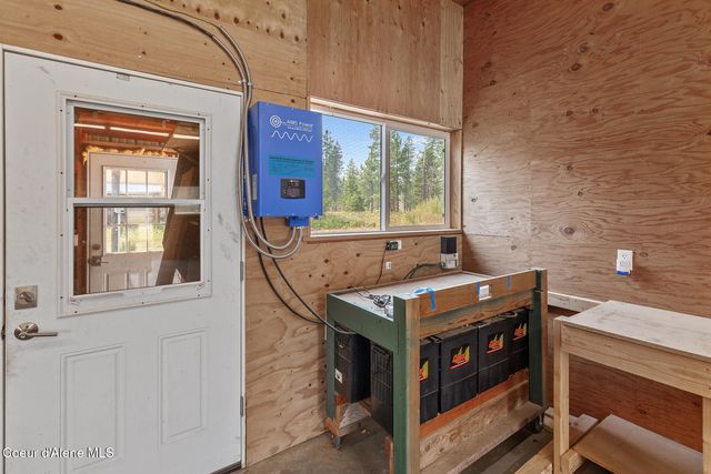630 Goldfinch LN, Spirit Lake, ID 83869