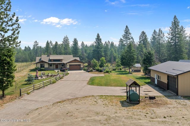 630 Goldfinch LN, Spirit Lake, ID 83869