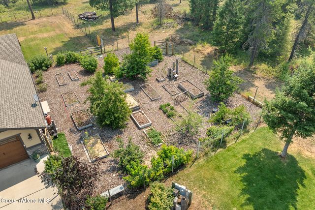 630 Goldfinch LN, Spirit Lake, ID 83869