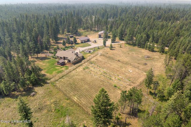 630 Goldfinch LN, Spirit Lake, ID 83869