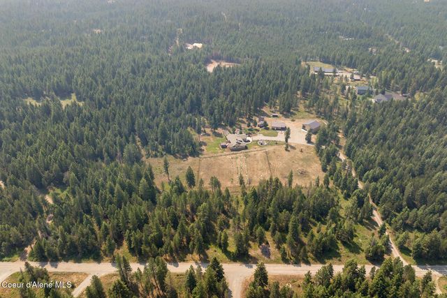 630 Goldfinch LN, Spirit Lake, ID 83869