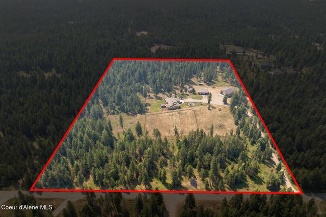 630 Goldfinch LN, Spirit Lake, ID 83869