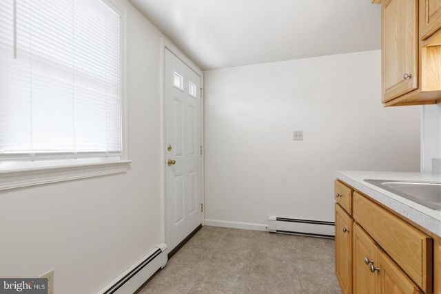 2 - 8 CORLISS AVE, Morrisville, PA 19067