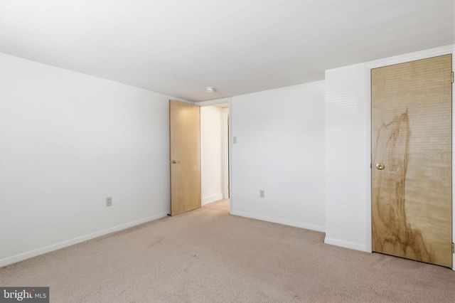 2 - 8 CORLISS AVE, Morrisville, PA 19067