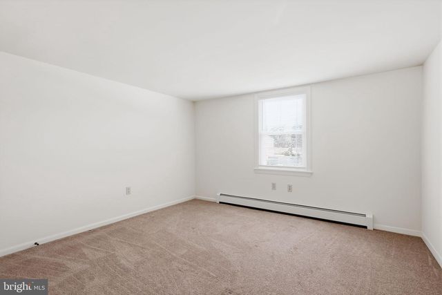 2 - 8 CORLISS AVE, Morrisville, PA 19067