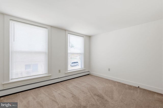2 - 8 CORLISS AVE, Morrisville, PA 19067