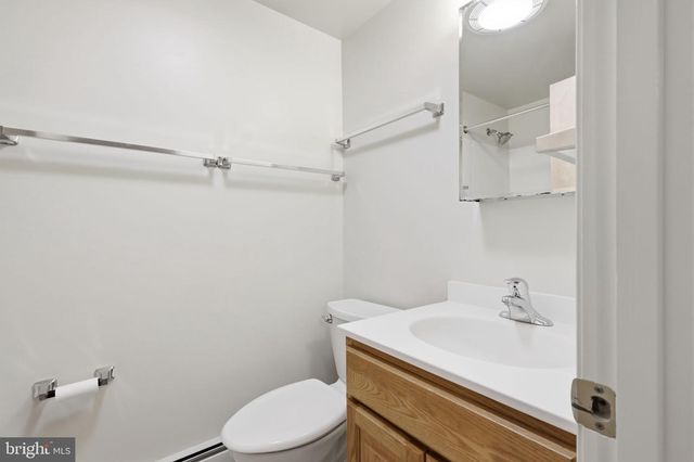 2 - 8 CORLISS AVE, Morrisville, PA 19067