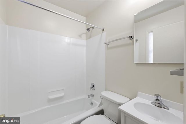 2 - 8 CORLISS AVE, Morrisville, PA 19067