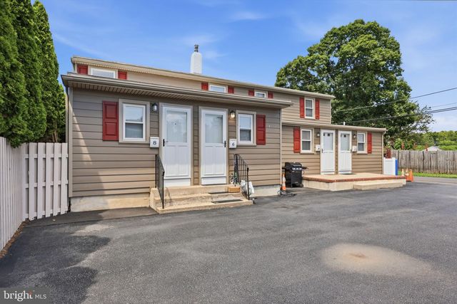 2 - 8 CORLISS AVE, Morrisville, PA 19067