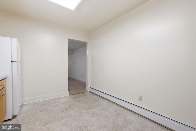2 - 8 CORLISS AVE, Morrisville, PA 19067