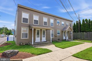 2 - 8 CORLISS AVE, Morrisville, PA 19067
