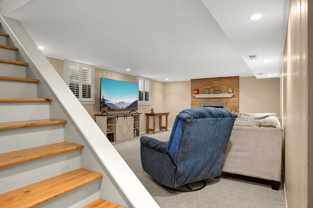 3523 Comet Lane, Minnetonka, MN 55345