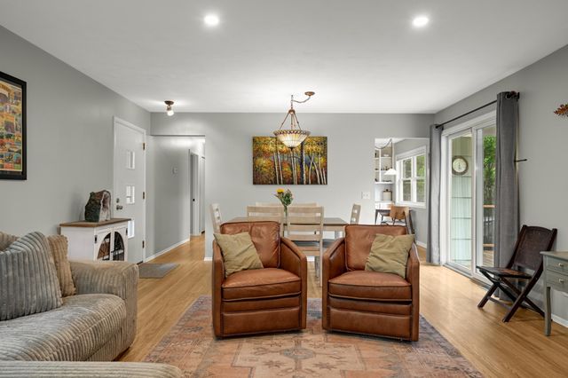 3523 Comet Lane, Minnetonka, MN 55345
