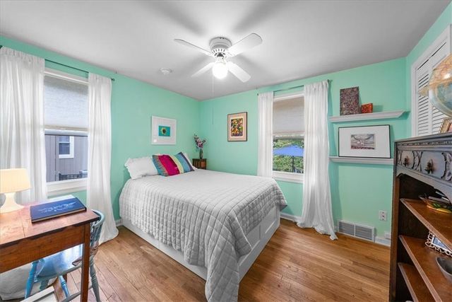 4621 W 71st Street, Prairie Village, KS 66208