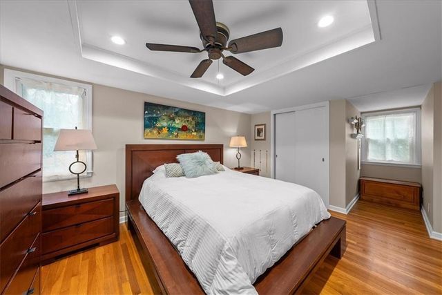 4621 W 71st Street, Prairie Village, KS 66208