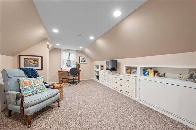 4621 W 71st Street, Prairie Village, KS 66208