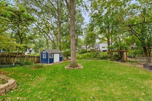 4621 W 71st Street, Prairie Village, KS 66208