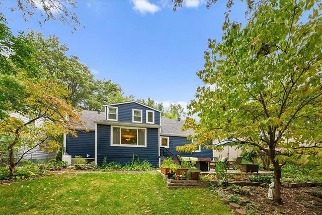 4621 W 71st Street, Prairie Village, KS 66208