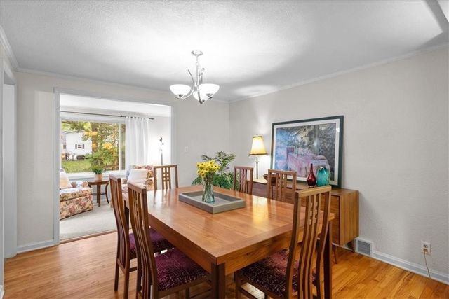 4621 W 71st Street, Prairie Village, KS 66208