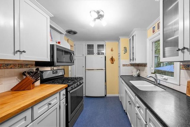 4621 W 71st Street, Prairie Village, KS 66208