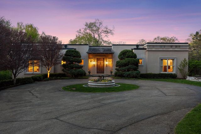 5840 Mount Normandale Drive, Bloomington, MN 55437