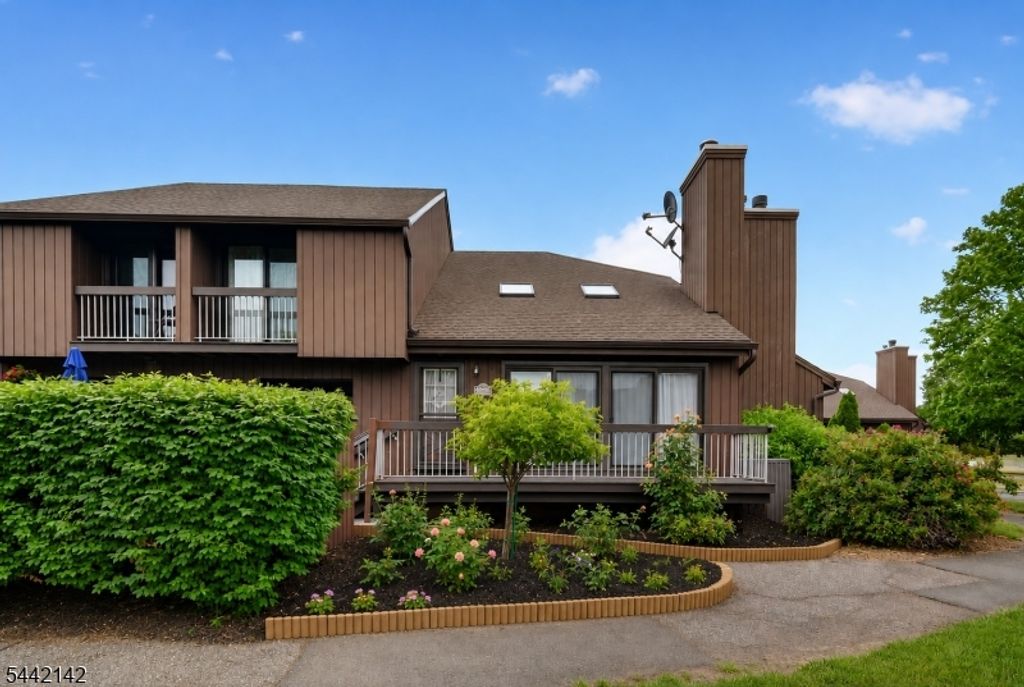 4143 Bloomingdale Dr, Hillsborough Twp., NJ 08844