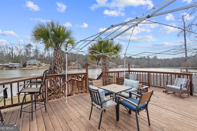 180 Southern Shores Road, Jackson, GA 30233