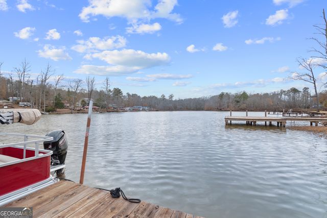 180 Southern Shores Road, Jackson, GA 30233