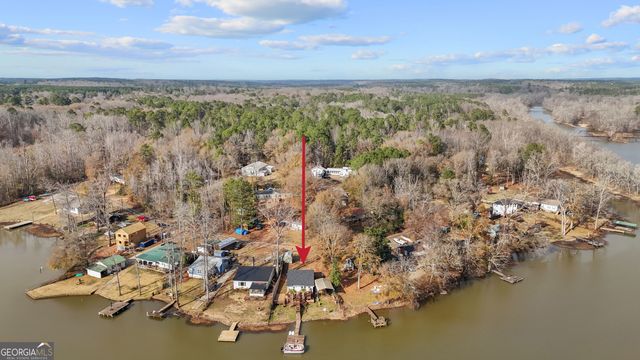 180 Southern Shores Road, Jackson, GA 30233