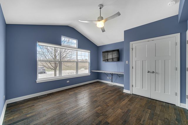 6135 S Dune Harbor Drive, Portage, IN 46368