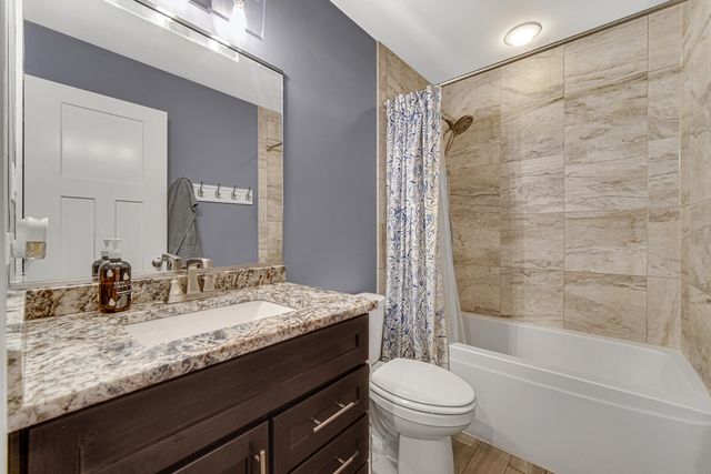 6135 S Dune Harbor Drive, Portage, IN 46368