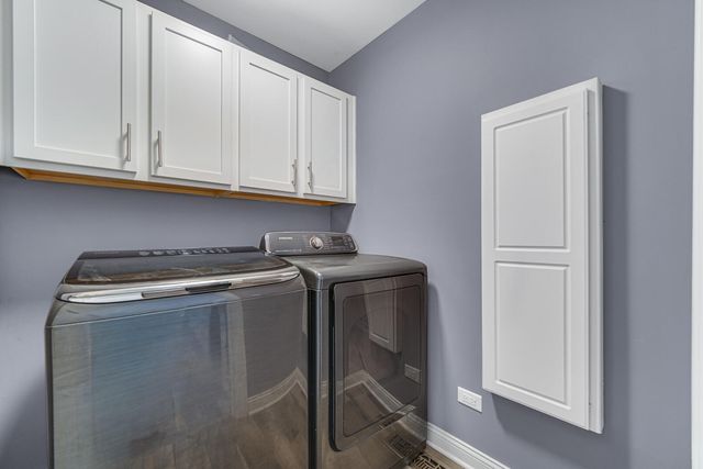 6135 S Dune Harbor Drive, Portage, IN 46368