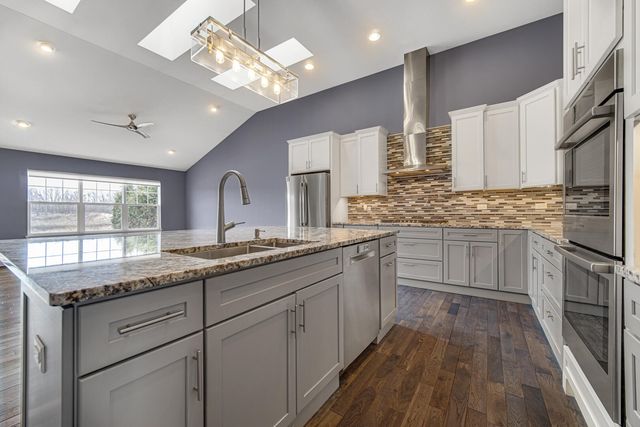 6135 S Dune Harbor Drive, Portage, IN 46368