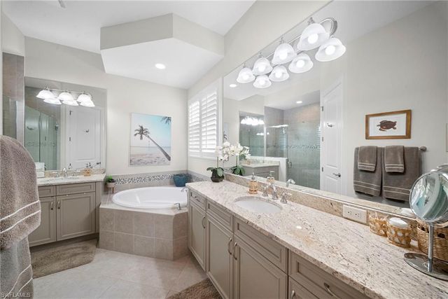 6522 Roma WAY, Naples, FL 34113