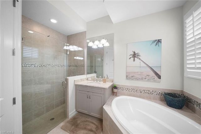 6522 Roma WAY, Naples, FL 34113