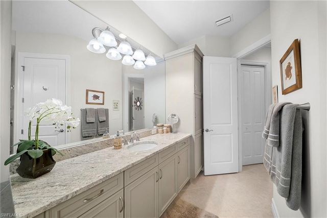 6522 Roma WAY, Naples, FL 34113