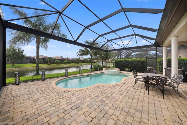 6522 Roma WAY, Naples, FL 34113