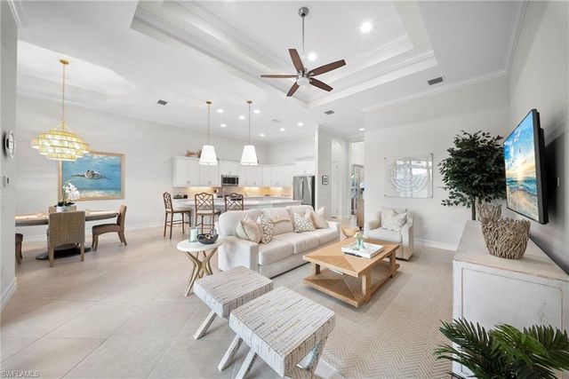 6522 Roma WAY, Naples, FL 34113