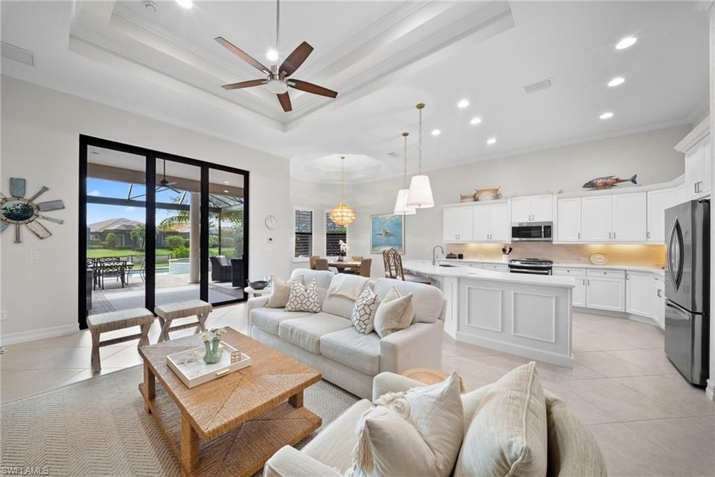 6522 Roma WAY, NAPLES, FL 34113 — photo 2