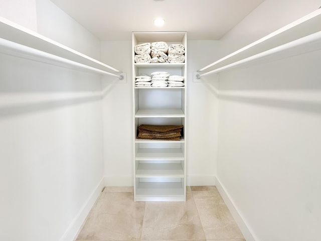 4800 Bayview Drive 503, Fort Lauderdale, FL 33308