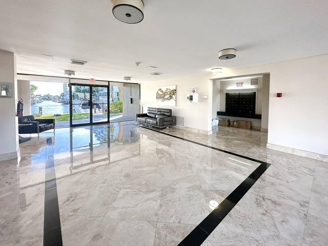 4800 Bayview Drive 503, Fort Lauderdale, FL 33308